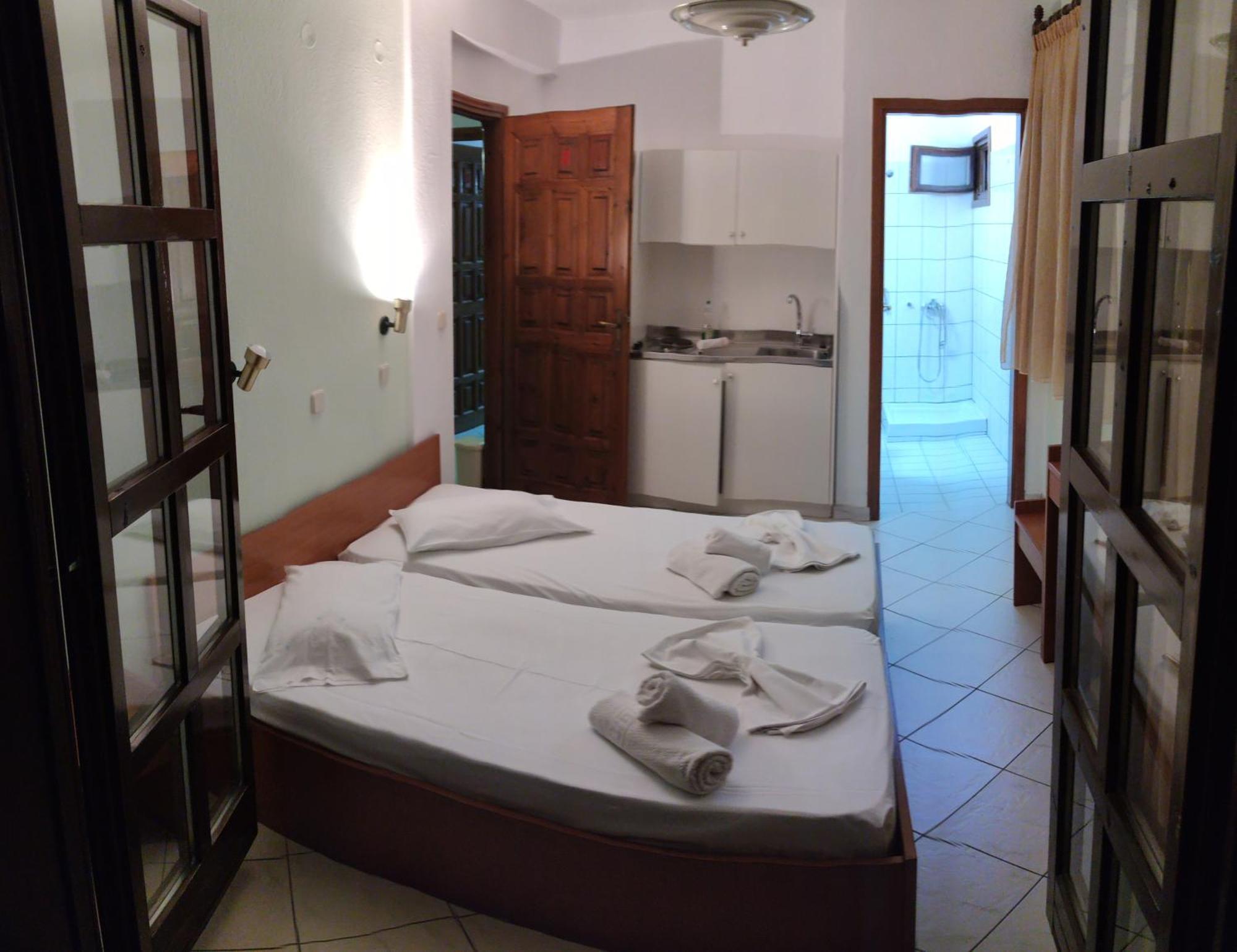 Villa Thomi Skala Rachoni  Buitenkant foto